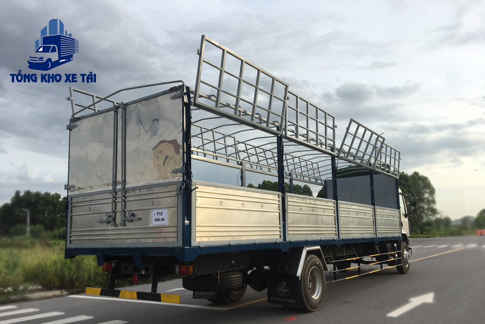 xe tải Chenglong Hải Âu thùng mui bạt 2 giò